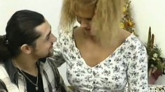 Generous couzie that looks like a cheap slut gets fucked by long-haired dude